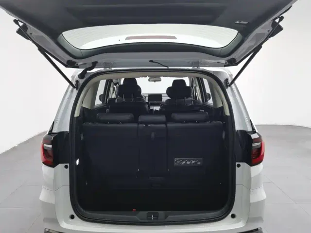 Honda Odyssey — Фото автомобиля 16
