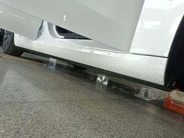 Tesla Model 3 — Фото автомобиля 20