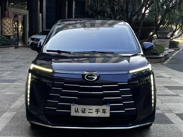 GAC Trumpchi E8 — Фото автомобиля 2