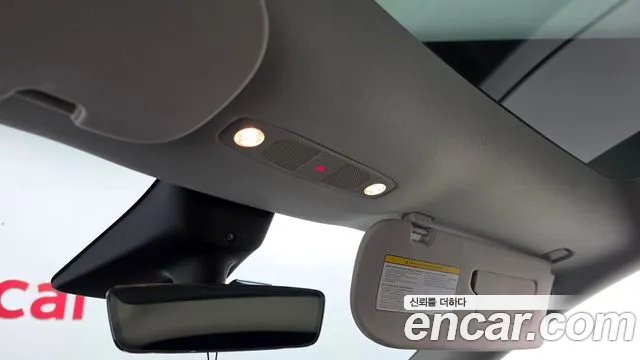 Tesla Model Y — Фото автомобиля 26