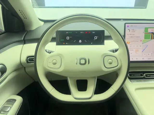 Changan Qiyuan Q05 — Фото автомобиля 11