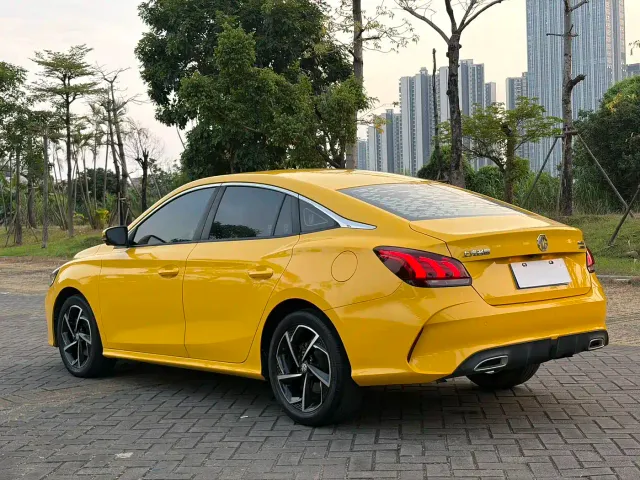 MG 5 — Фото автомобиля 10