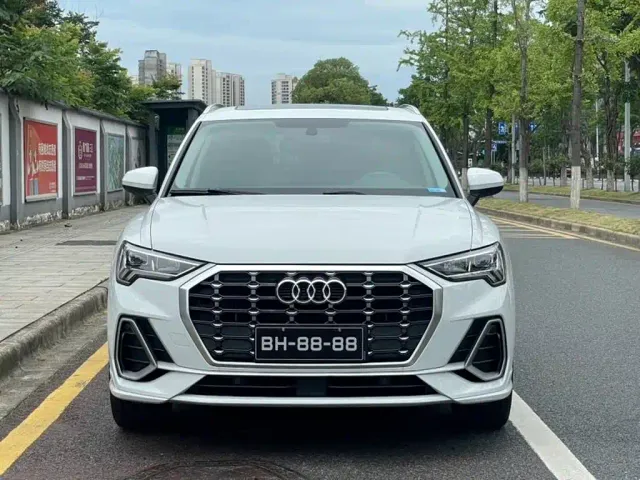 Audi Q3 — Фото автомобиля 2