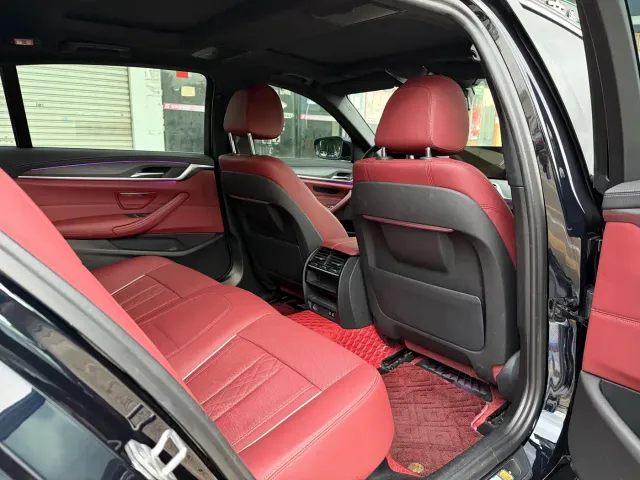 BMW 5 Series — Фото автомобиля 6