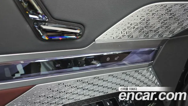 BMW i7 G70 — Фото автомобиля 29