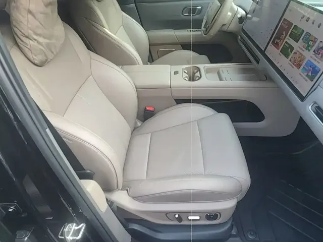 Li Auto Li Auto i6 2025 2WD Base Model — Фото автомобиля 24