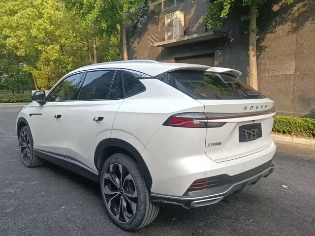 Roewe RX5 — Фото автомобиля 6