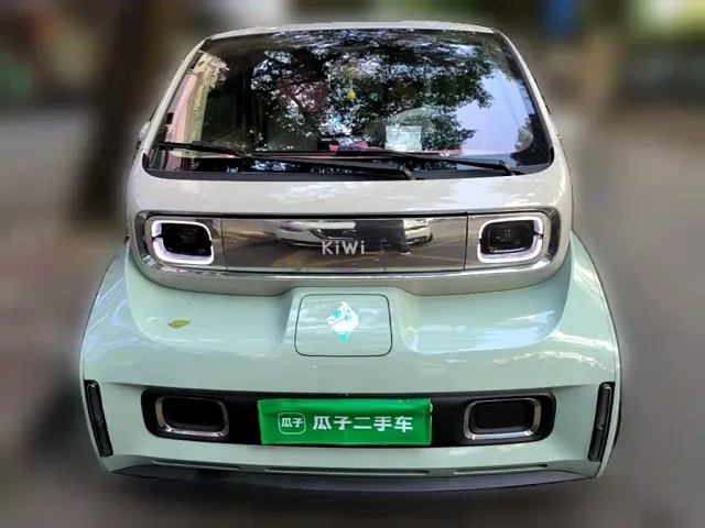 Baojun KiWi EV — Фото автомобиля 3