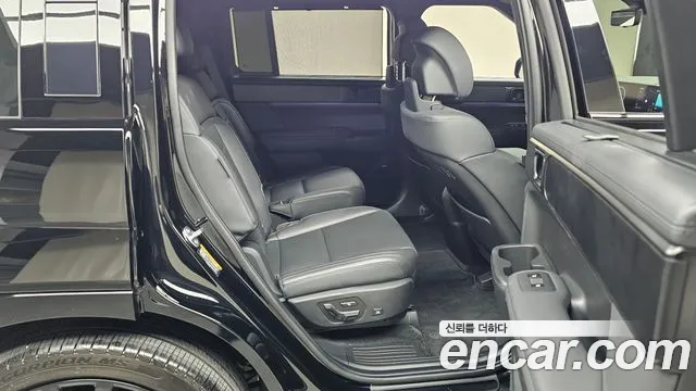 Hyundai Santafe Santa Fe (MX5) Бензин 2.5T 4WD — Фото автомобиля 11