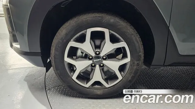 KG_Mobility_Ssangyong Torres Новый Torres Бензин 1.5 4WD — Фото автомобиля 5