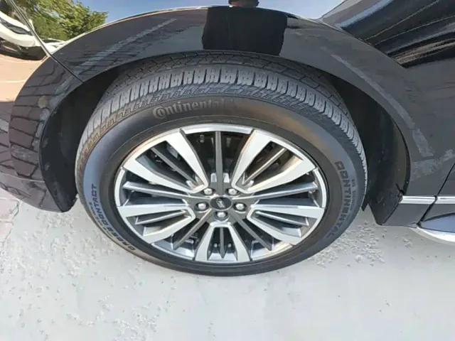 Ford Edge — Фото автомобиля 22