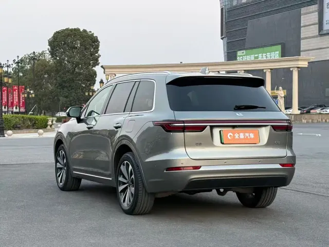 Li Auto ONE — Фото автомобиля 7