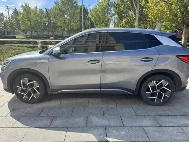 BYD Yuan PLUS — Фото автомобиля 4