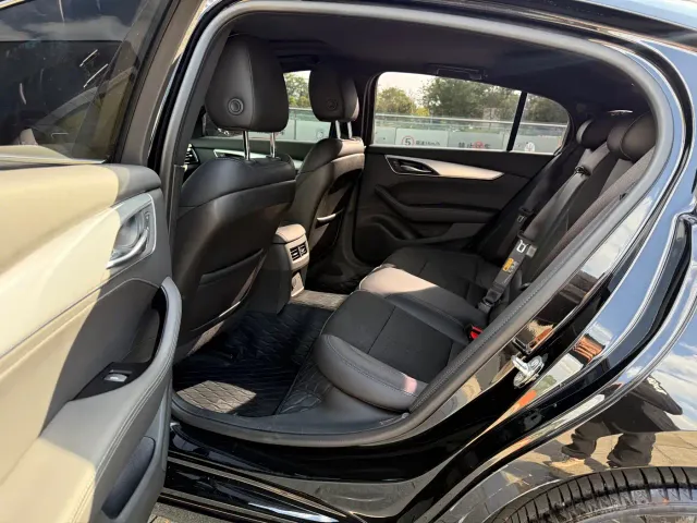 Cadillac CT5 — Фото автомобиля 6