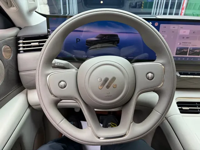 IM Motors LS9 — Фото автомобиля 14