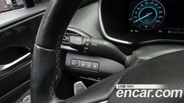 Hyundai Santafe — Фото автомобиля 27