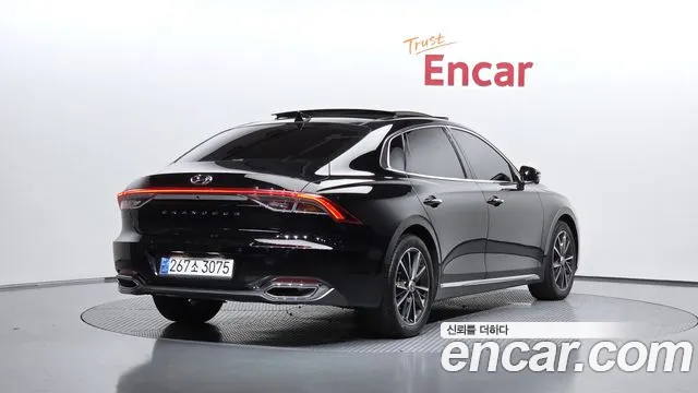 Фотография автомобиля — Hyundai Grandeur Grandeur (New)