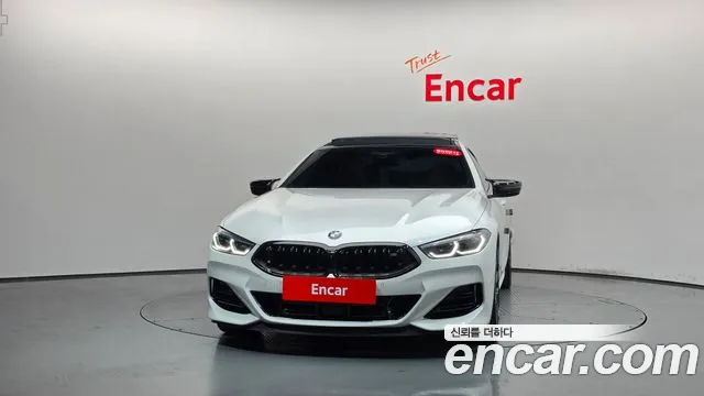 BMW 8 Series G15 — Фото автомобиля 3