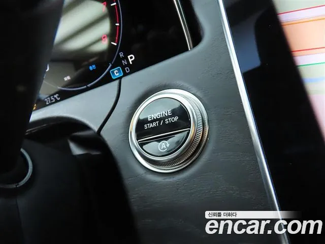 Mercedes-Benz E-Class — Фото автомобиля 12