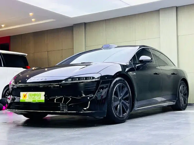 Фотография автомобиля — Luxeed S7