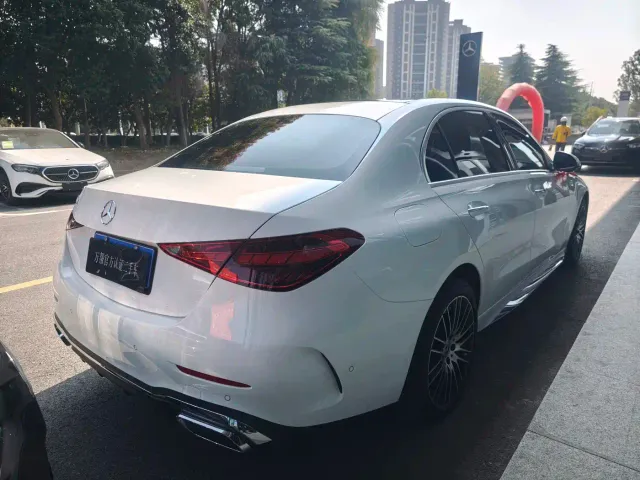 Mercedes-Benz C-Class — Фото автомобиля 10