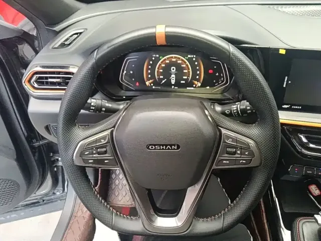 Changan Oushang X5 — Фото автомобиля 6