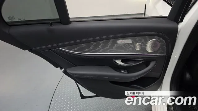 Mercedes-Benz E-Class E-класс W213 — Фото автомобиля 21