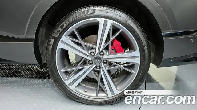 Genesis GV80 — Фото автомобиля 16