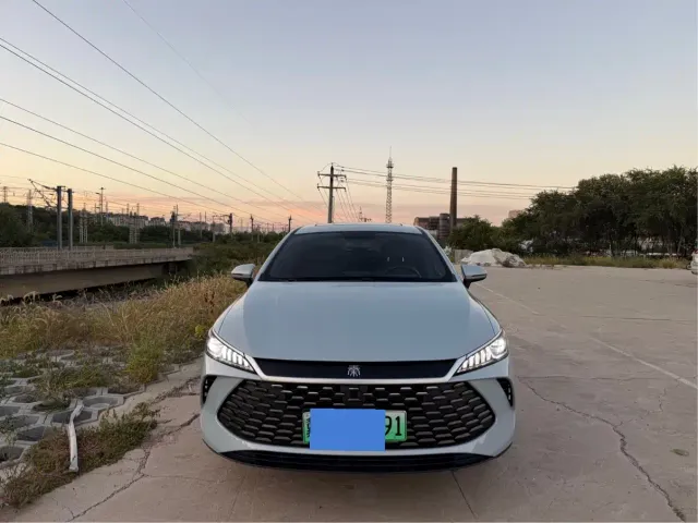 BYD Qin PLUS — Фото автомобиля 2