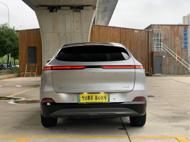 Xpeng G6 — Фото автомобиля 7
