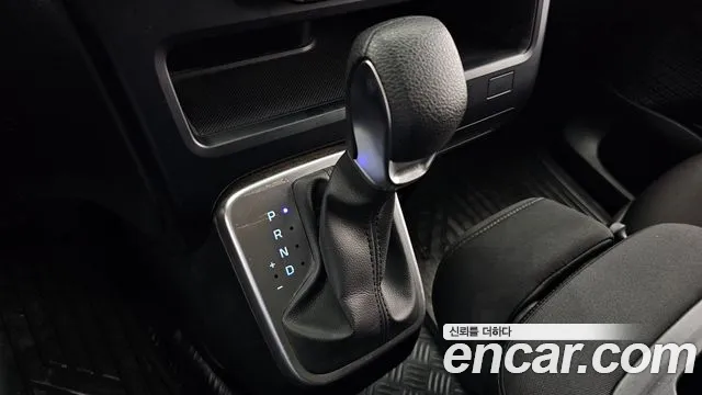 Hyundai Staria — Фото автомобиля 9