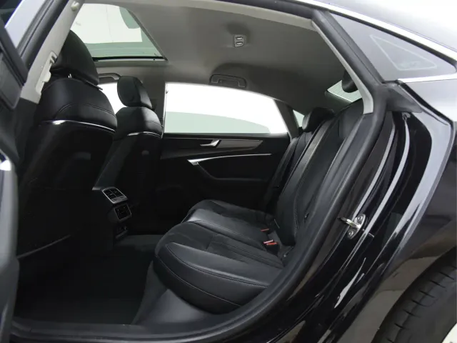 Audi A7L — Фото автомобиля 13