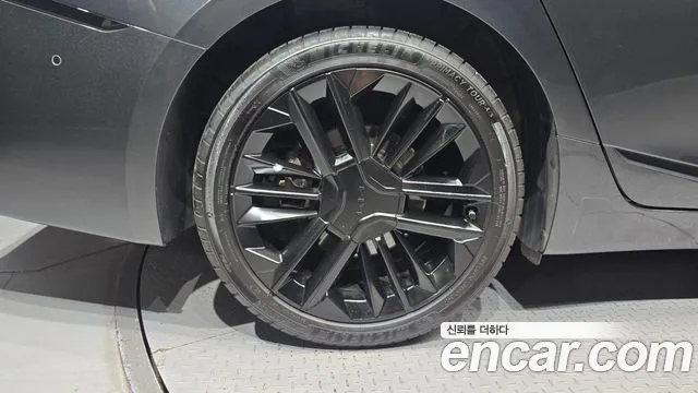 Kia K8 (New) Hybrid — Фото автомобиля 5