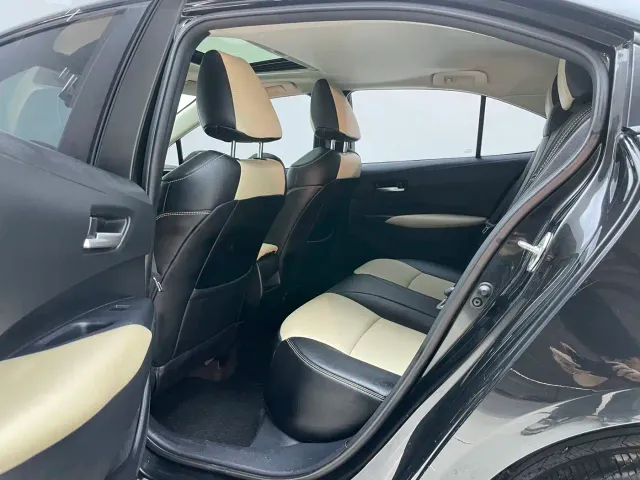 Toyota Corolla — Фото автомобиля 18
