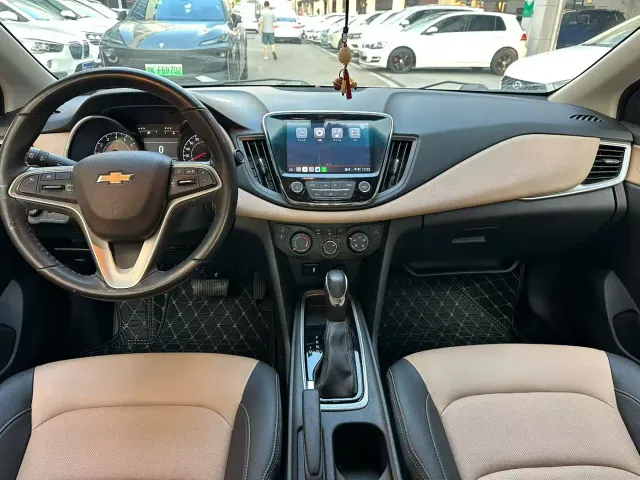 Chevrolet Monza — Фото автомобиля 6