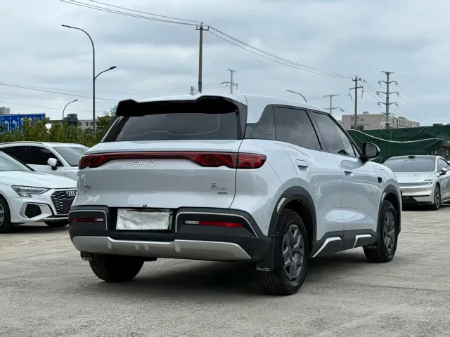 BYD Yuan UP — Фото автомобиля 7