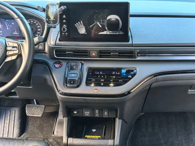 Honda Odyssey — Фото автомобиля 8