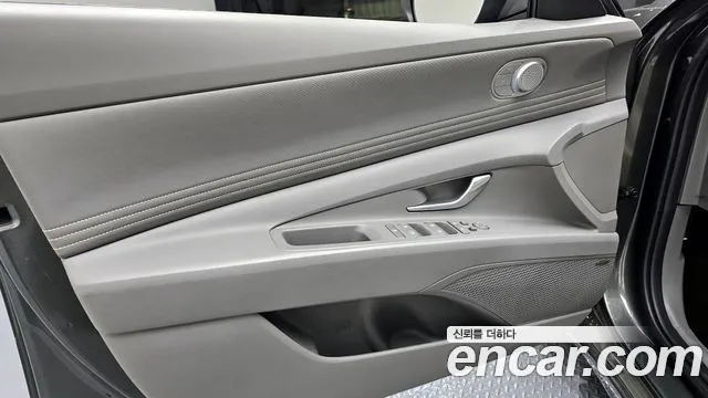 Hyundai AVANTE — Фото автомобиля 20