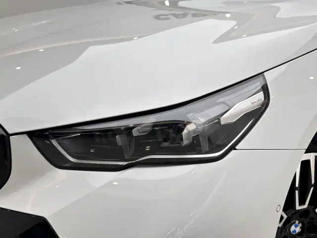 BMW 5 Series — Фото автомобиля 18