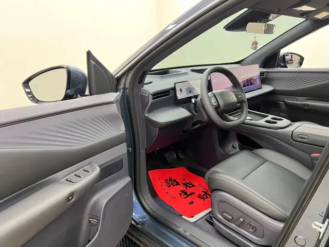 Nissan NX8 — Фото автомобиля 14