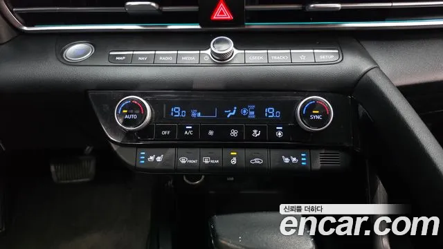Hyundai Avante CN7 — Фото автомобиля 16