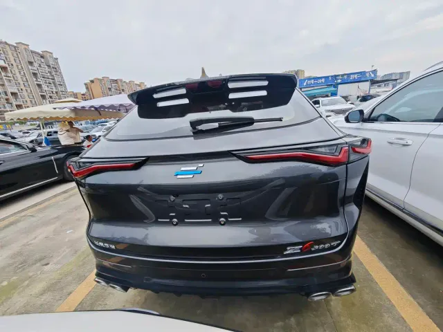 Changan Z6 — Фото автомобиля 15