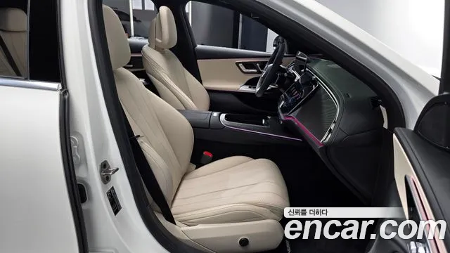 Mercedes-Benz E-Class — Фото автомобиля 11
