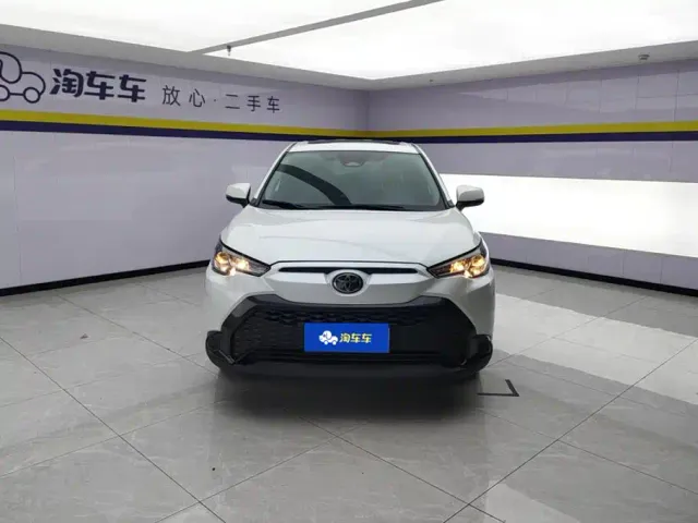 Toyota Frontlander — Фото автомобиля 2
