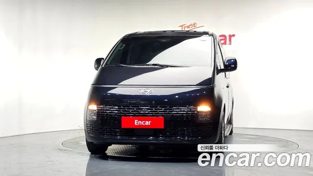 Hyundai Staria Staria Tourer 11 мест — Фото автомобиля 3