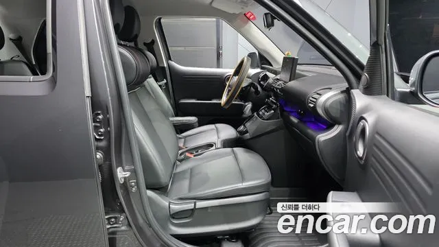 Hyundai Casper Casper Essential — Фото автомобиля 16