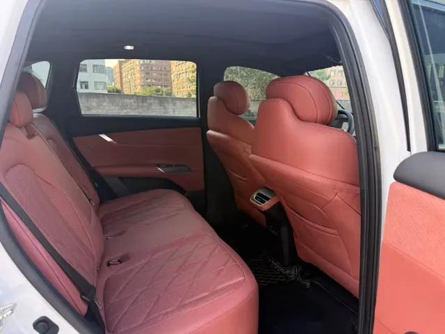 Changan CS75 Plus — Фото автомобиля 11