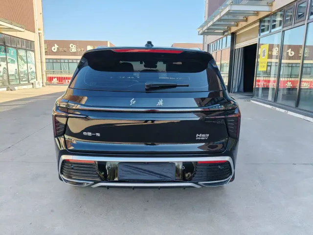 Hongqi HS3 PHEV — Фото автомобиля 9