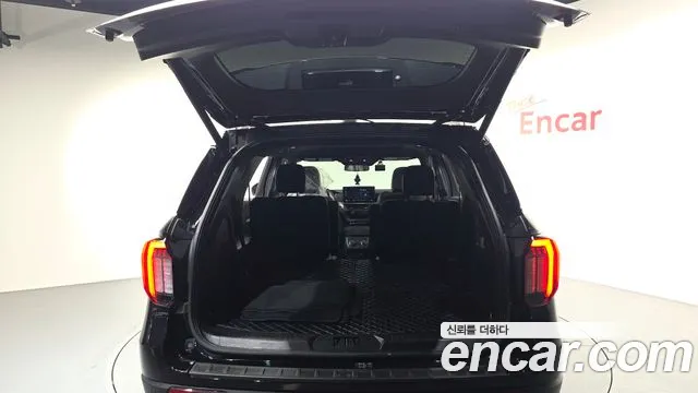 Ford Explorer 6th Gen — Фото автомобиля 26