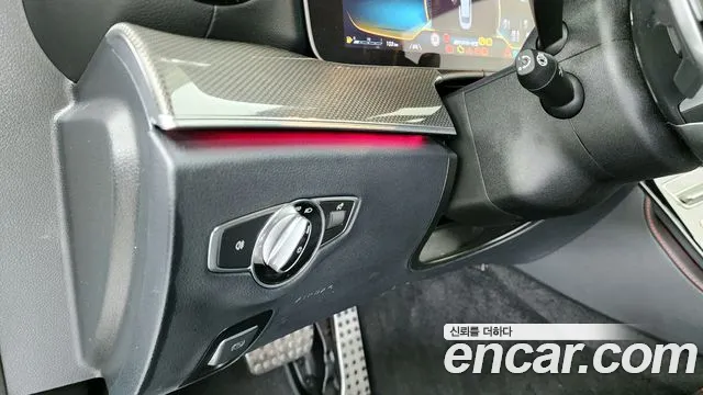 Mercedes-Benz E-Class — Фото автомобиля 15